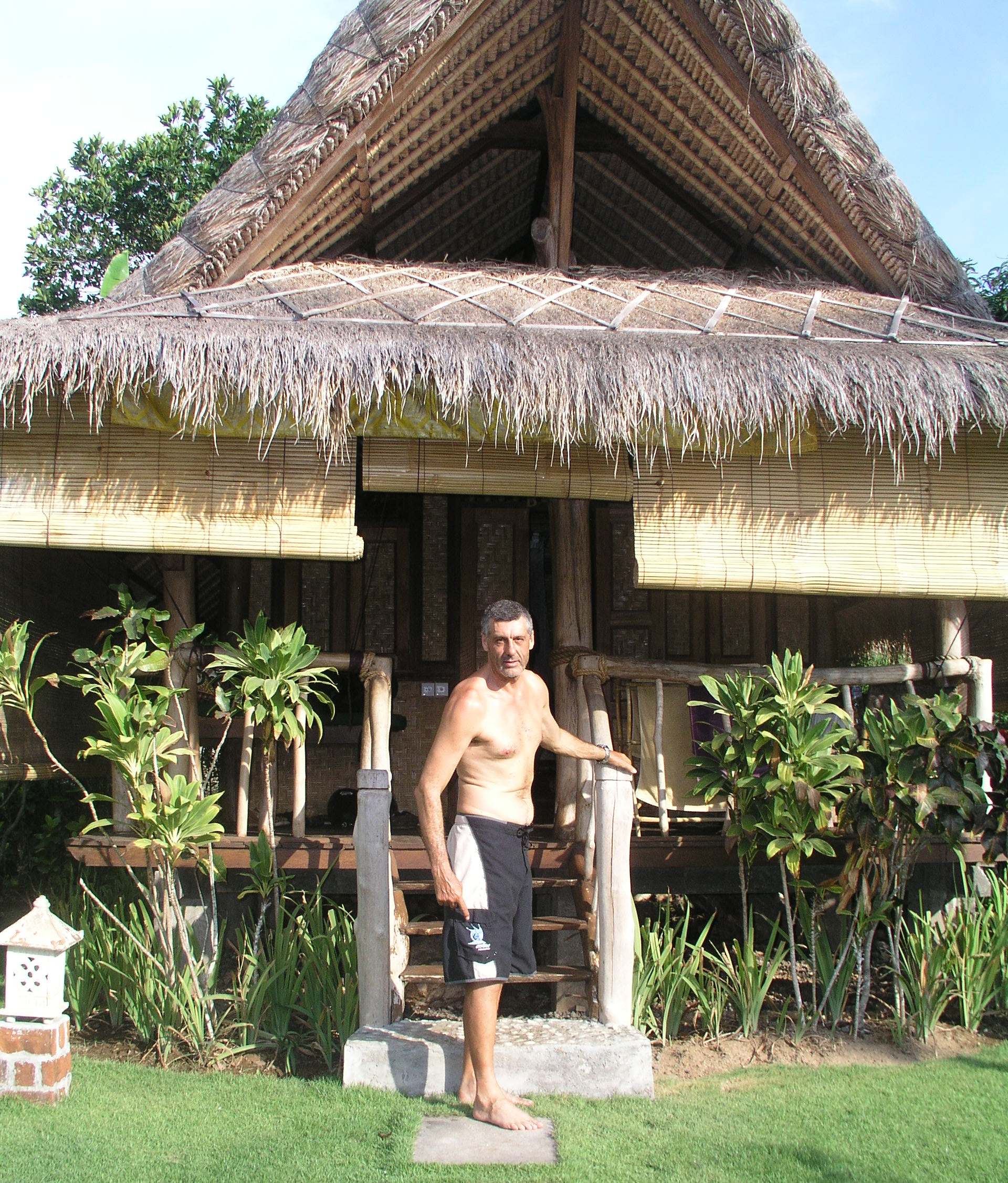 manu bungalow 2